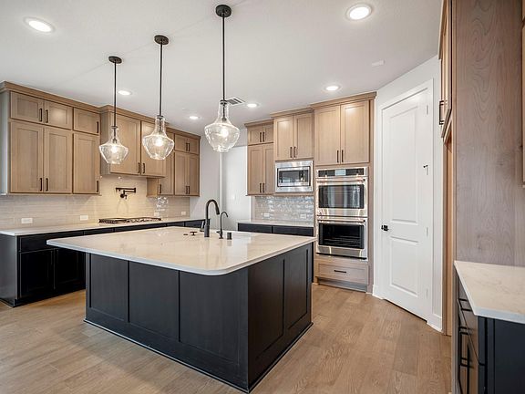 4th image of 16603 Harmony Fields St