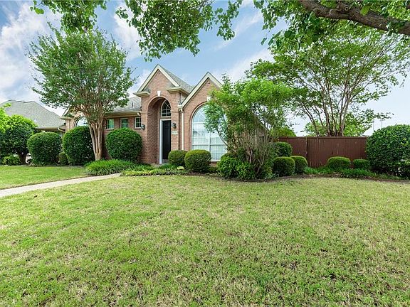 2nd image of 6732 Waterway Ct
