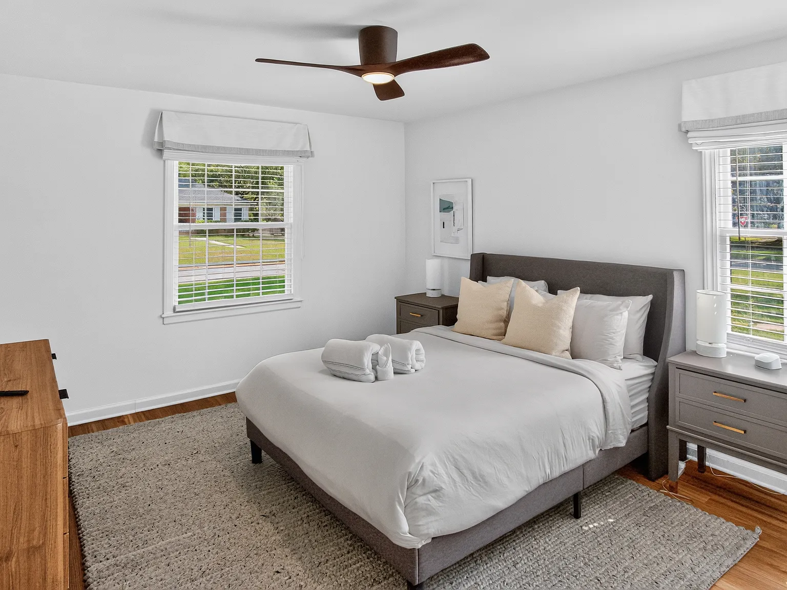 2 bed, 1100 sqft, $2,500 — Photo 4