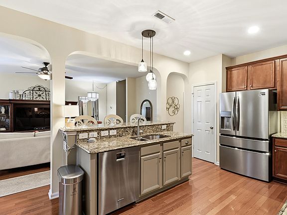 5th image of 1618 Indaba Way