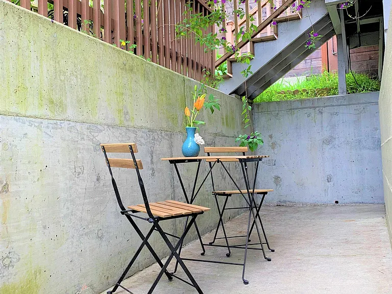 421 Huron Ave #IN-LAW — Photo 14