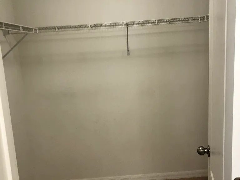 2750 Hampton Green Ln — Photo 17