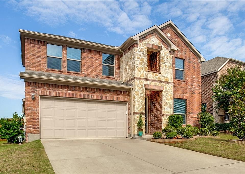1st image of 611 Cedarview Dr