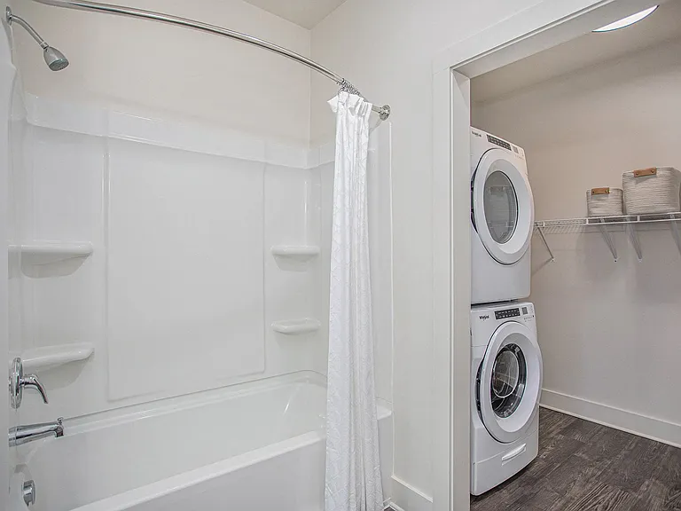 Premiere Lofts at Trilith - Luxury Apartments — Photo 11