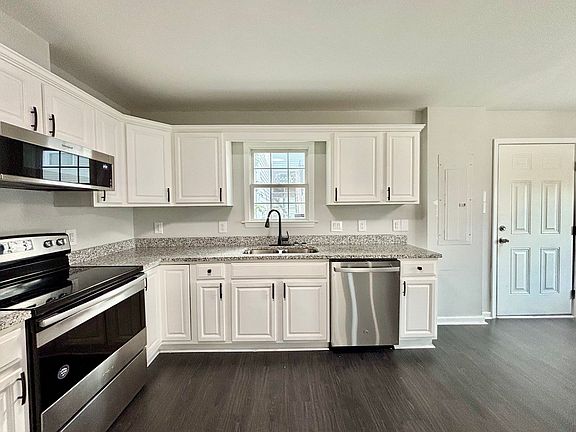 5th image of 1040 W 35th St