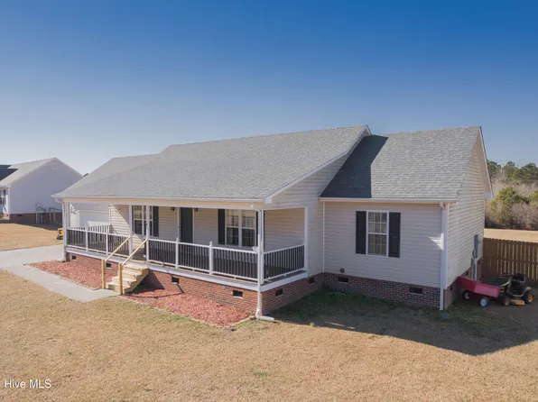 215 E Ridge Court, Jacksonville, NC 28540