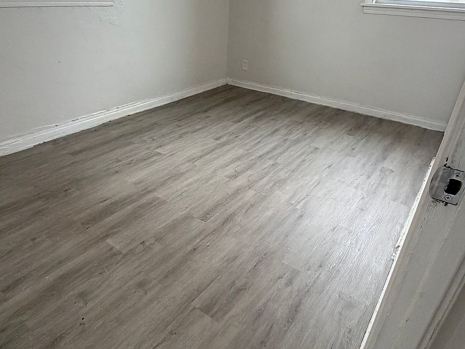 1st image of 290 Highland Pkwy APT 2