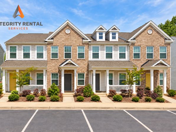 1379 Darlington Dr