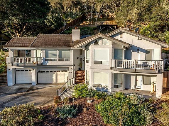 3rd image of 2775 Rodman Dr