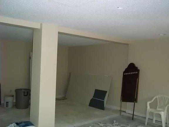 3rd image of 508 Driftwood Cir