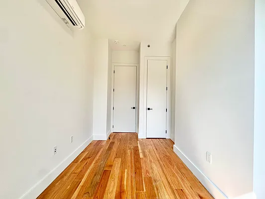 Rented by ERNY LLC | media 9