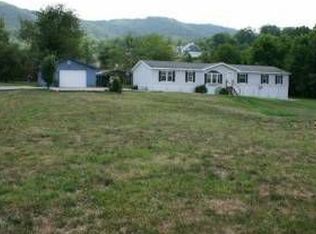 5636 Old Clyde Rd, Clyde, NC 28721