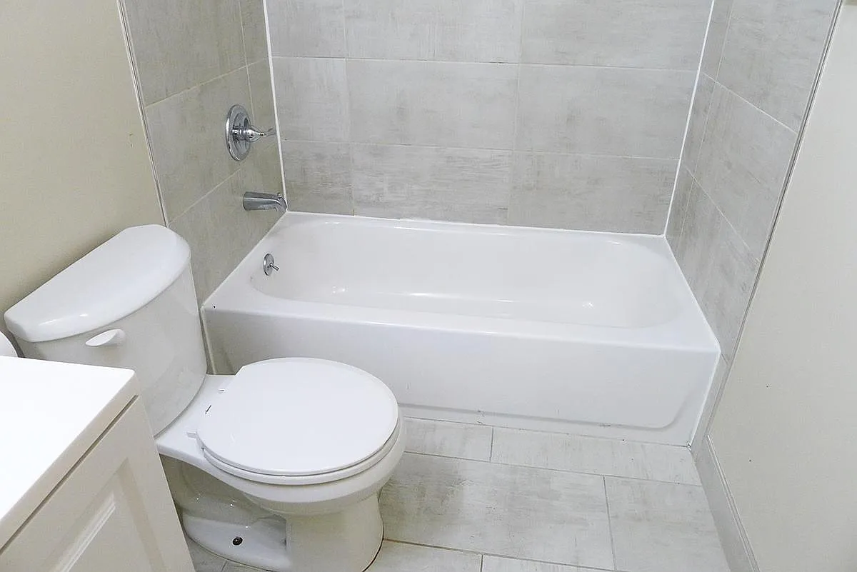 Studio, 450 sqft, $1,500 — Photo 4