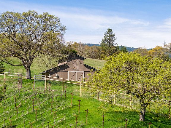 4th image of 84 Placer Hill Dr