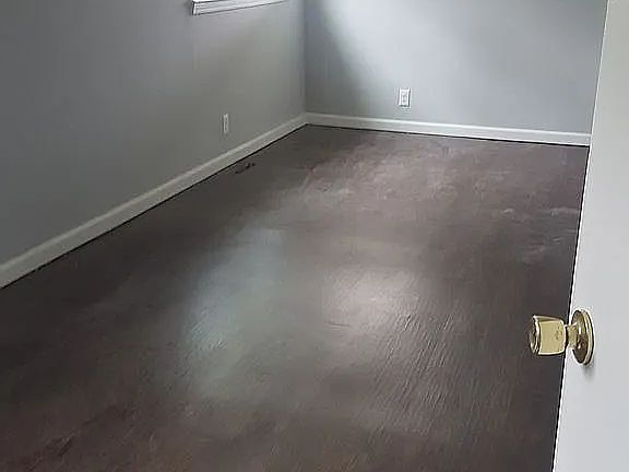 4th image of 1012 Arbor Dr