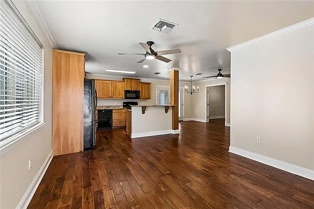 3908 W Metairie Ave — Photo 3
