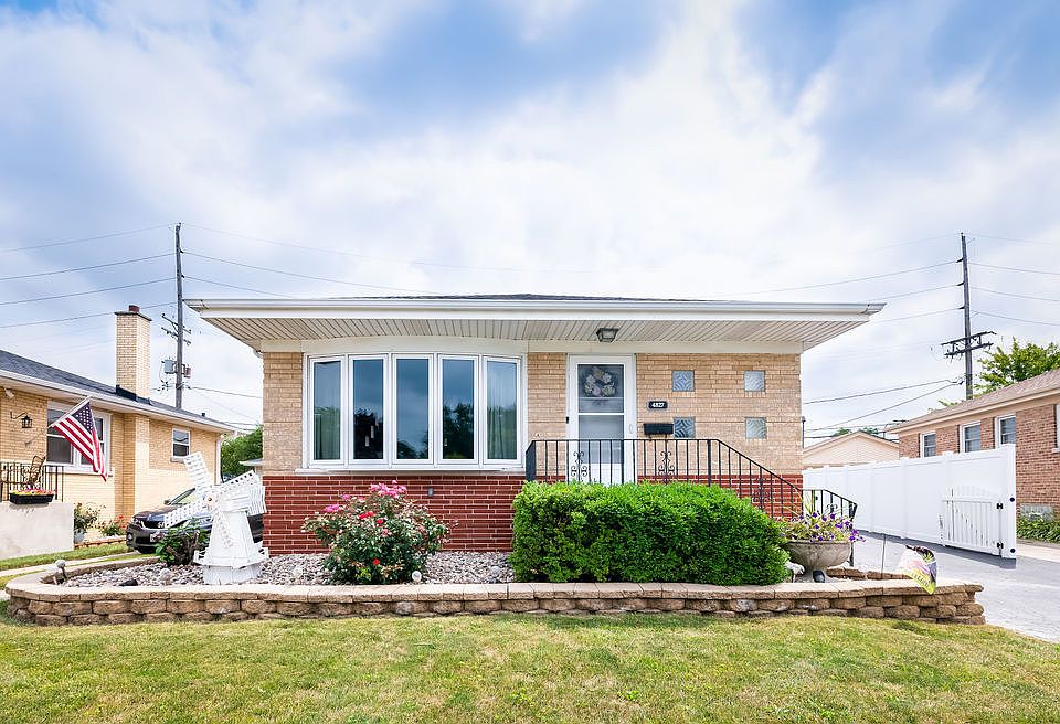 1st image of 4827 Lamb Dr