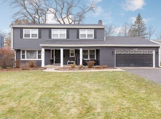 1118 Delles Rd, Wheaton, IL 60189