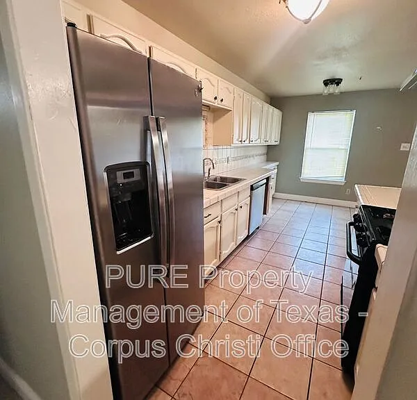 7433 Spitfire Dr — Photo 8