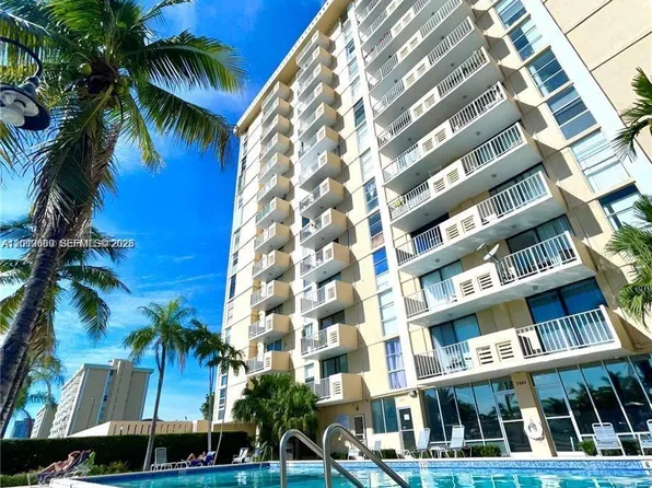 2350 NE 135th St, North Miami, FL