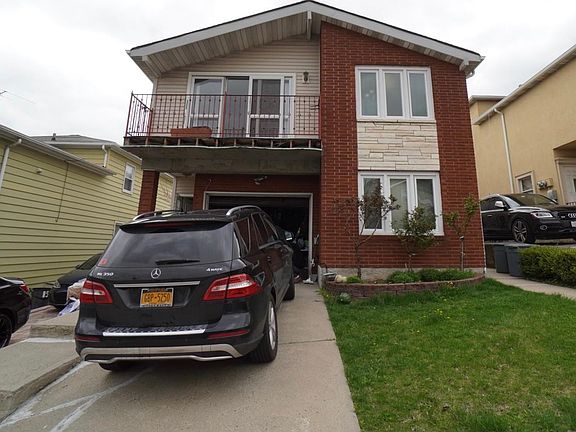 2nd image of 19 Hewitt Ave #2A