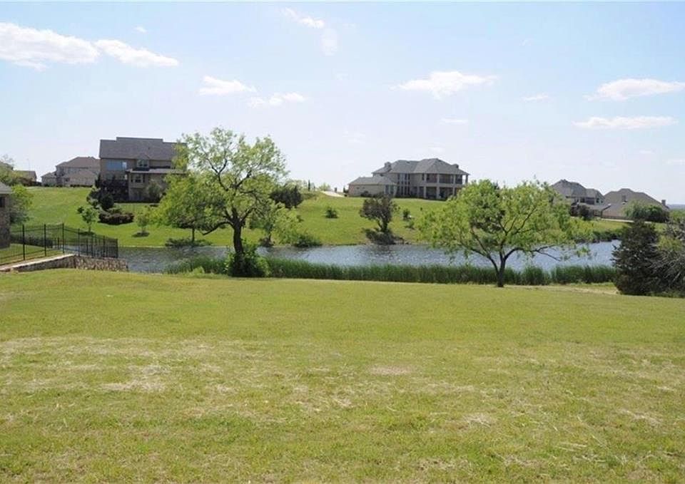 1st image of 431 Golden Pond Dr