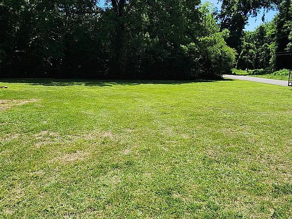 4th image of 114 Bow Range Rd