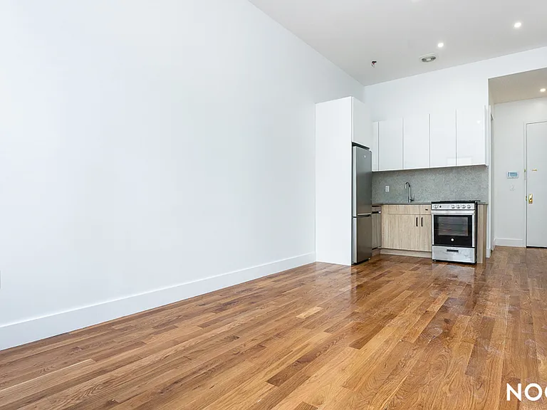 589 Knickerbocker Ave #1B — Photo 10