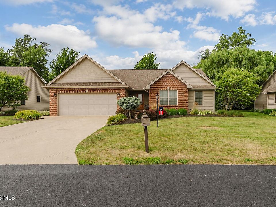 1st image of 458 Pampas Dr