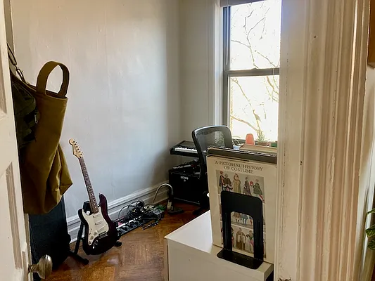 Rented by Garfield Realty  | media 37