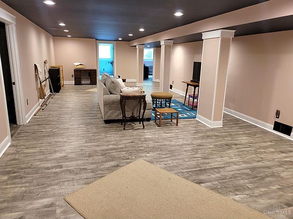 4th image of 3604 Horncastle Dr