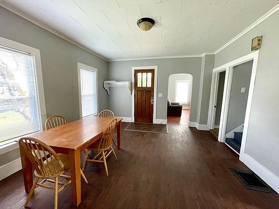 3rd image of 66 Groton Ave #2