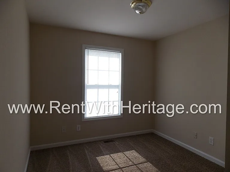 6392 Harvester Cir — Photo 11