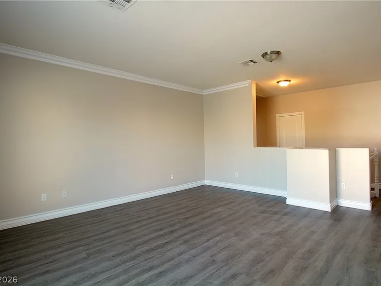 7613 Mooring Ave — Photo 11