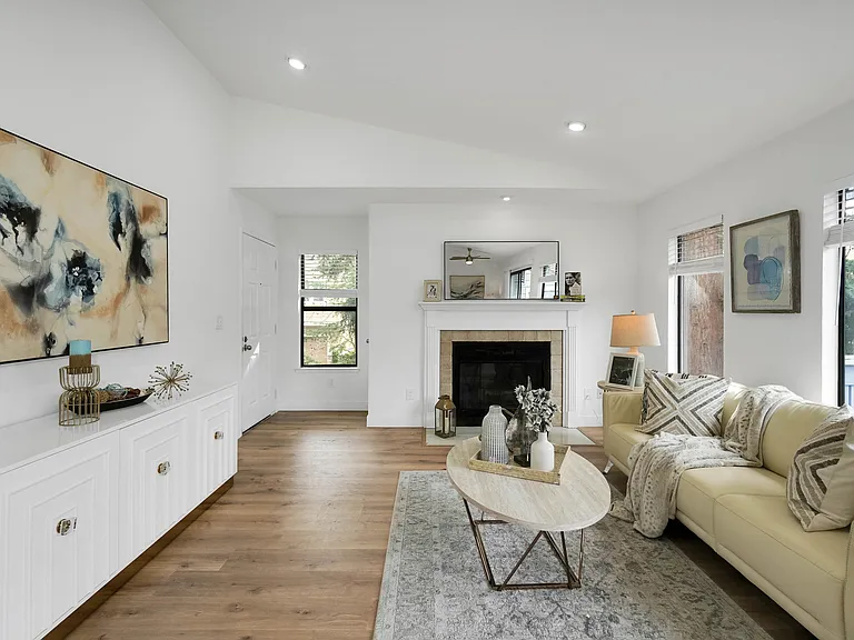 7126 Cross Creek Cir #D — Photo 19