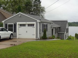 77 Ridge Rd, Foxboro, MA 02035