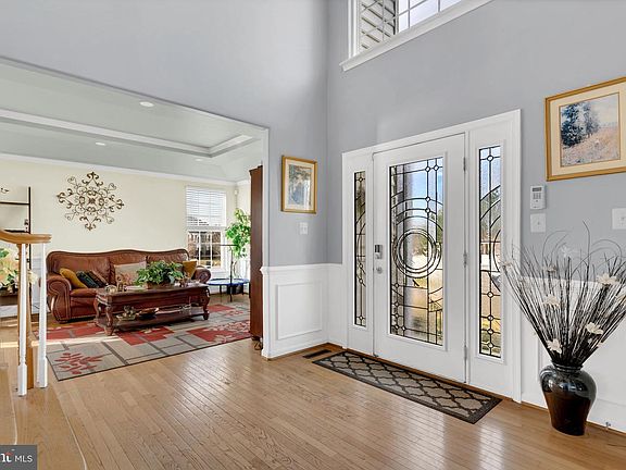 5th image of 45656 Edge Mill Ct