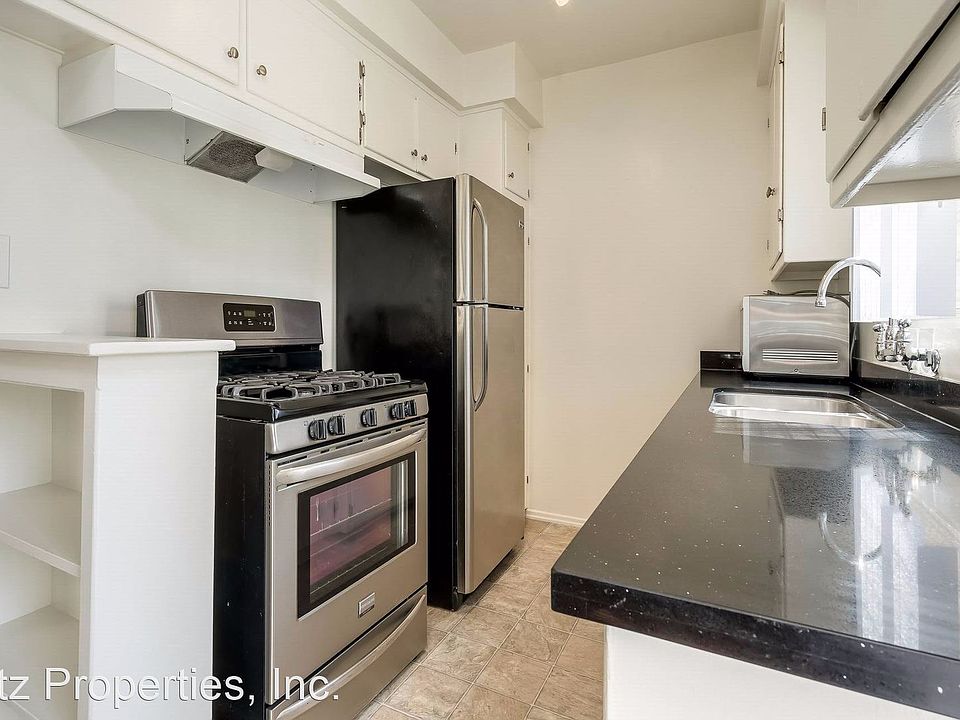 1st image of 841 Lincoln Blvd #A