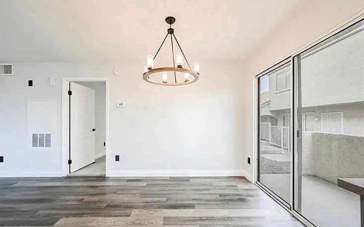 708 Anne Ln — Photo 1