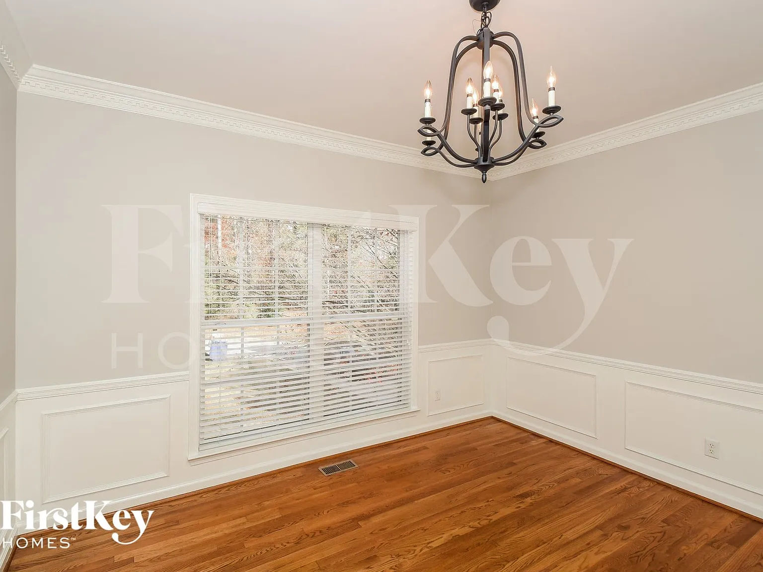4 bed, 3.0 bath, 2378 sqft, $2,895 — Photo 3