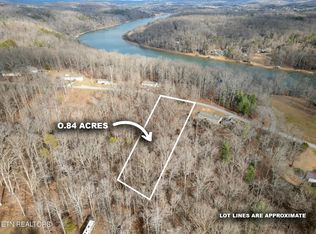 211 Clear Springs Rd, Harriman, TN 37748