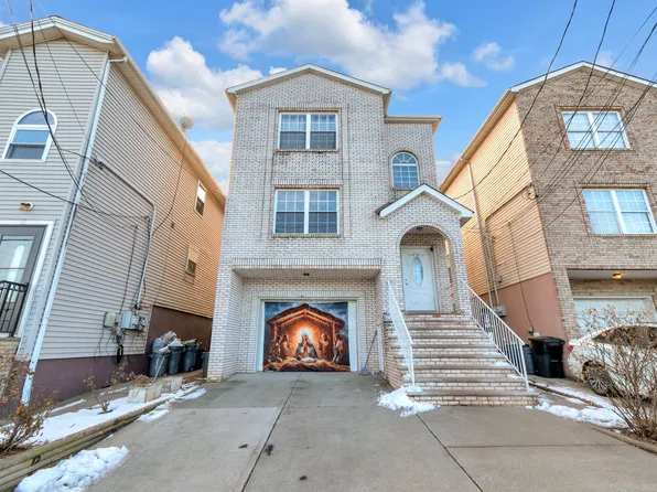 614 Bond St, Elizabeth, NJ 07206