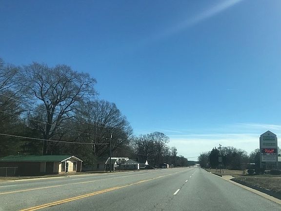 Exterior Neighborhood (street photo)