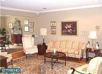 2nd image of 150 Kent Cir