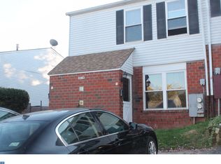 2818 Saxton Rd, Philadelphia, PA 19114