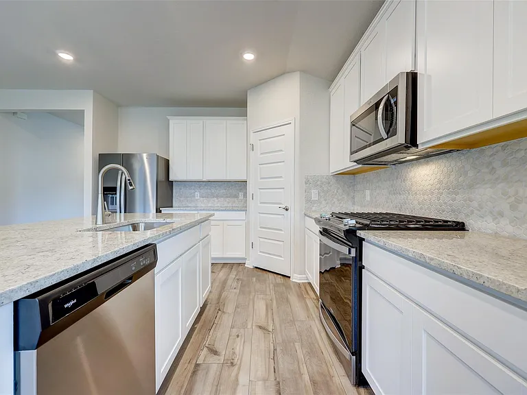 201 Fairmeadow Downs Dr — Photo 8