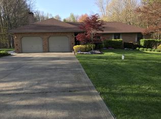 2817 Peterson Rd, Mansfield, OH 44903