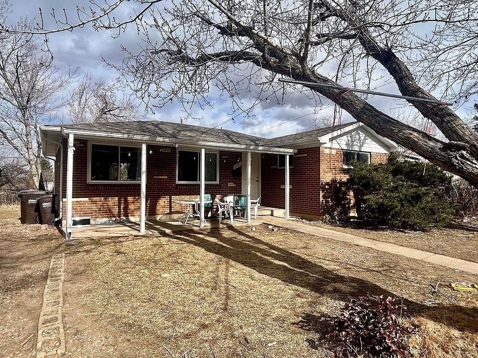 1st image of 3895 Moorhead Ave