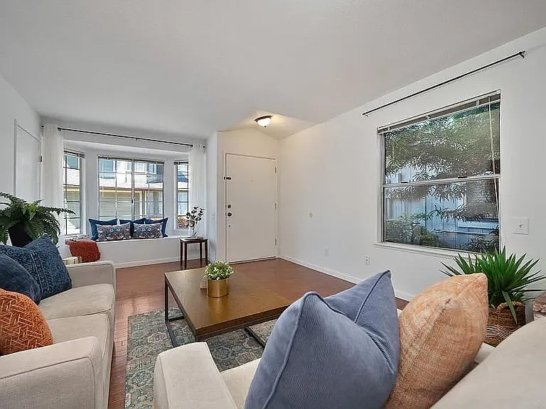 21 Marty Cir — Photo 35