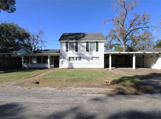 401 5th St, Sweeny, TX 77480